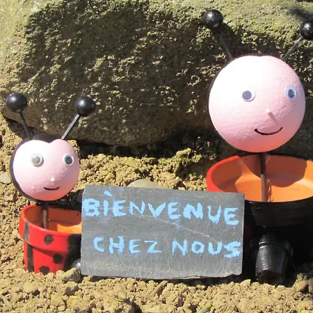 Gite La Petite Maison Montournais Exterior foto